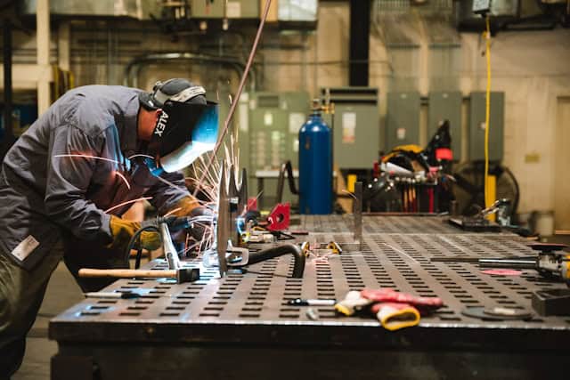 7 Common Mistakes Businesses Make in Metal Fabrication