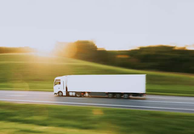 How to Ensure Logbook Compliance for International Hauling
