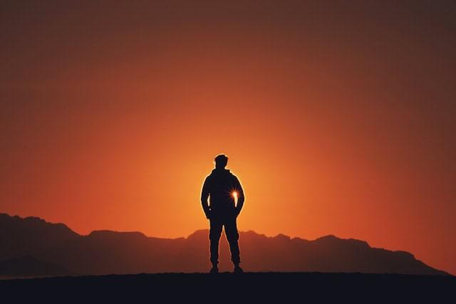 What Makes Lee Child’s Jack Reacher Novels Impossible to Put Down